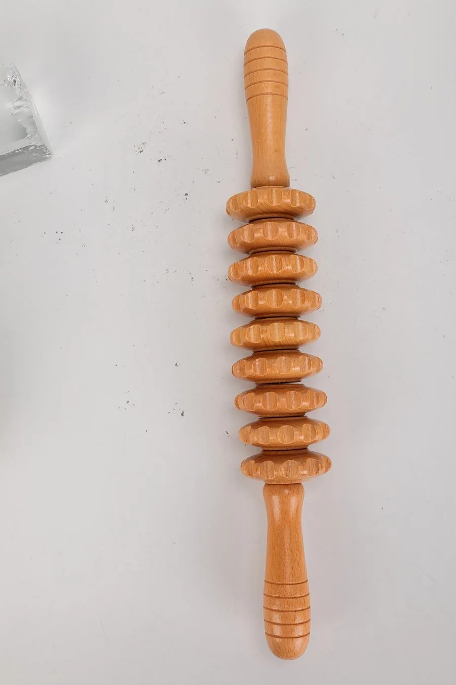 Rodillo estriado de madera, pieza del kit de maderoterapia (1/2)